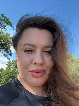 Sara Slow online show from 06-08-26, 01:22