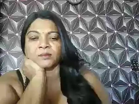 Snapshot of IndianDelia chatting on 05-26-26, 08:23 IndianDelia online show from 05-26-26, 08:23