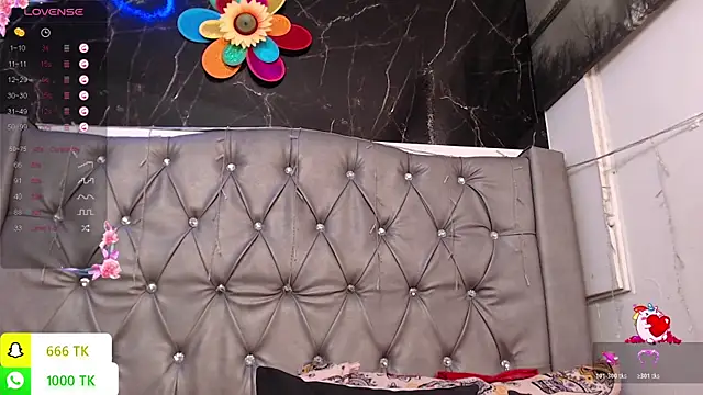 Snapshot of LAILAGUMMY chatting on 05-22-26, 02:37 LAILAGUMMY online show from 05-22-26, 02:37