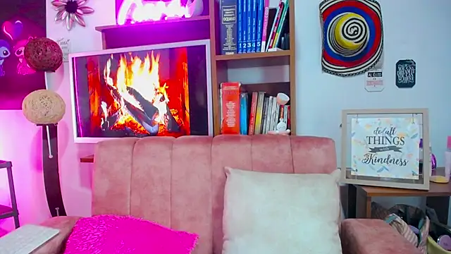Snapshot of CiaraaSweet chatting on 03-05-26, 01:13 CiaraaSweet online show from 03-05-26, 01:13