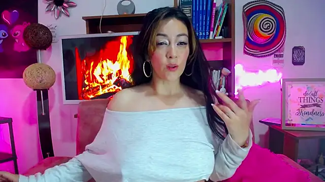 Snapshot of CiaraaSweet chatting on 03-19-26, 02:11 CiaraaSweet online show from 03-19-26, 02:11