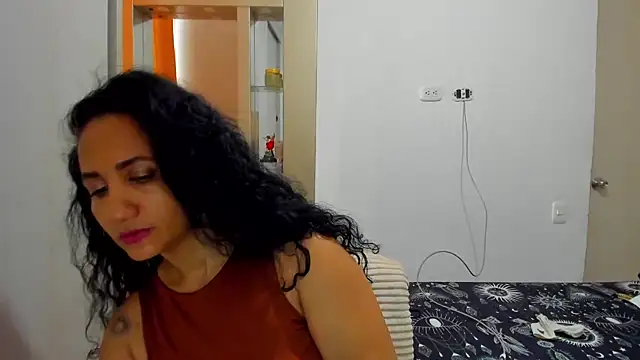 alaskmiller1 online show from 04-10-26, 09:11