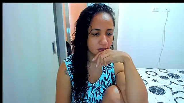 Snapshot of alaskmiller1 chatting on 09-20-25, 06:46 alaskmiller1 online show from 09-20-25, 06:46