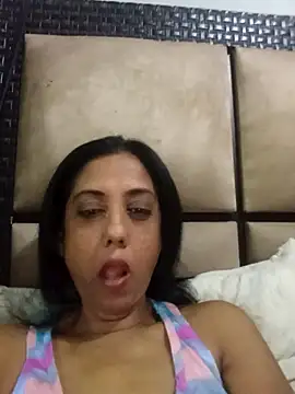 Mahi4luv online show from 04-17-26, 10:56