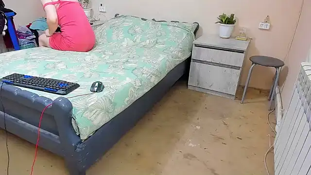 DUSSY PUSSY online show from 02-25-26, 05:18