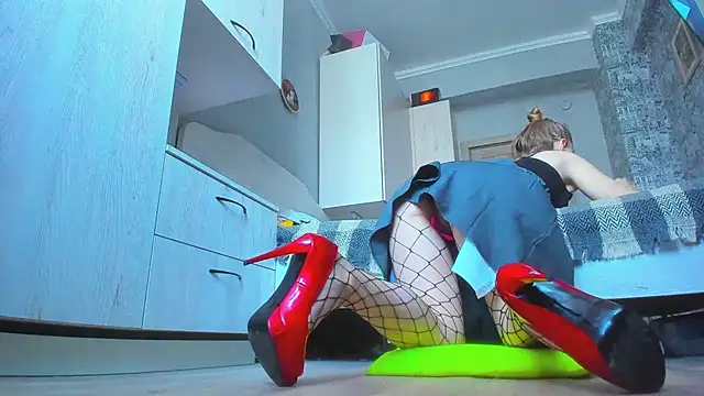 DUSSY PUSSY online show from 09-26-25, 04:19
