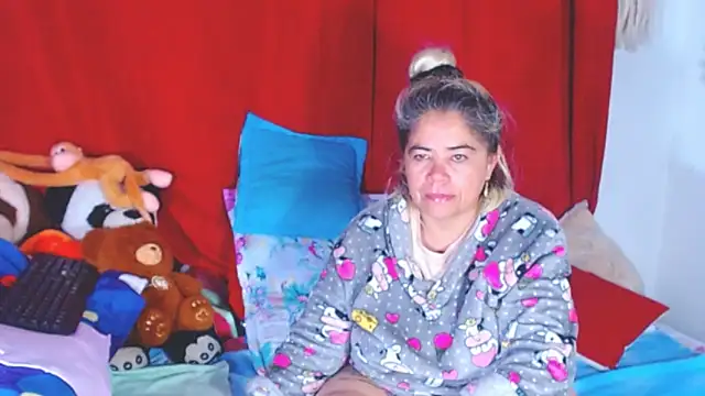 estrellita fugaz16x online show from 10-25-25, 11:31