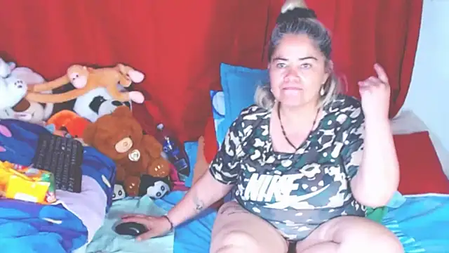 estrellita fugaz16x online show from 10-23-25, 12:09