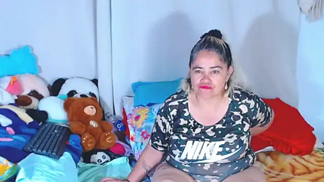 Snapshot of estrellita_fugaz16x chatting on 10-08-25, 01:51 estrellita fugaz16x online show from 10-08-25, 01:51