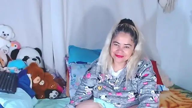Snapshot of estrellita_fugaz16x chatting on 10-01-25, 04:28 estrellita fugaz16x online show from 10-01-25, 04:28
