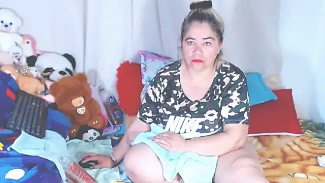 Snapshot of estrellita_fugaz16x chatting on 09-14-25, 04:24 estrellita fugaz16x online show from 09-14-25, 04:24