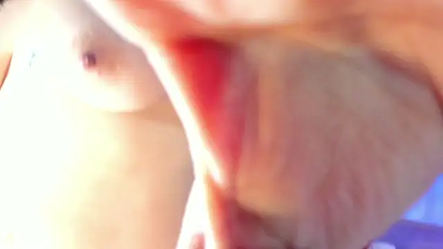 Snapshot of Maddysex_ chatting on 06-14-26, 11:00 Maddysex online show from 06-14-26, 11:00
