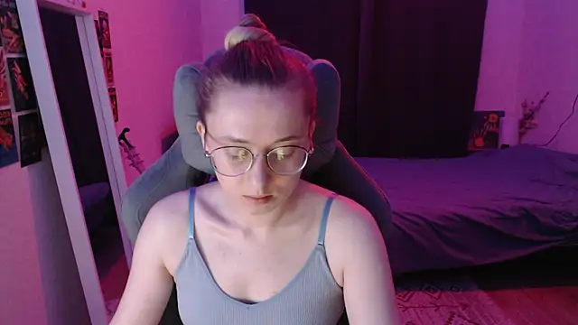 AnabelFrel online show from 05-17-26, 12:21