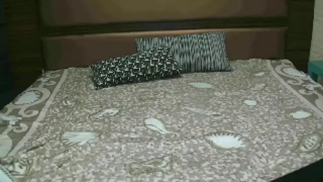 Snapshot of LucyBlondy chatting on 01-29-25, 01:16 LucyBlondy online show from 01-29-25, 01:16