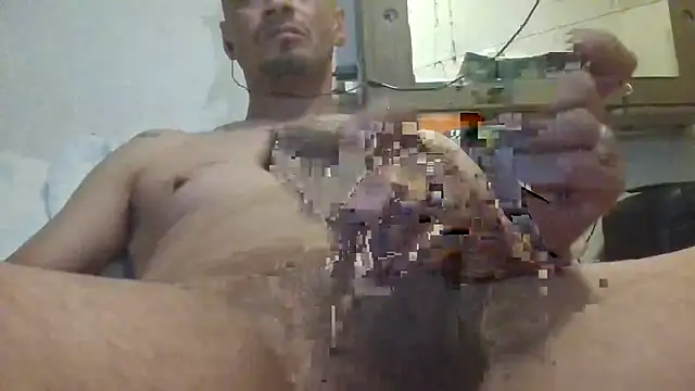 Snapshot of leonar0101 chatting on 02-24-26, 12:06 leonar0101 online show from 02-24-26, 12:06