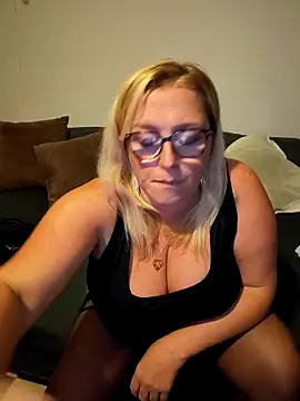 winniess40 online show from 11-15-25, 09:08