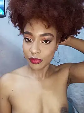 thaimy  online show from 12-16-25, 01:32