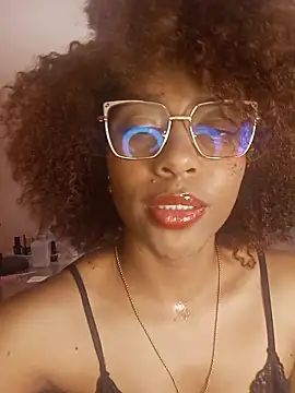 thaimy  online show from 03-19-26, 02:44