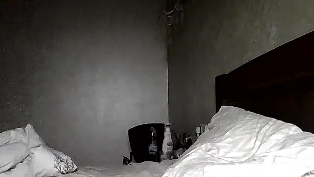 JulianaGold1 online show from 03-02-26, 07:43