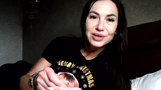 JulianaGold1 online show from 01-08-26, 09:21