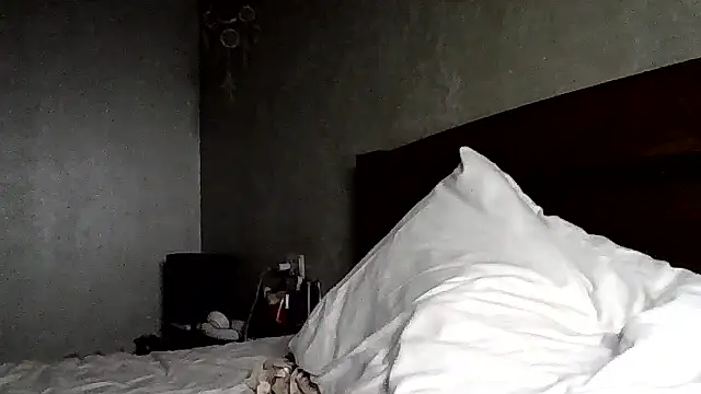 JulianaGold1 online show from 01-05-26, 09:40