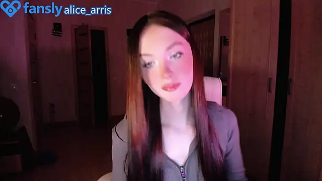 Snapshot of Alice__Aris chatting on 10-23-25, 07:23 Alice Aris online show from 10-23-25, 07:23