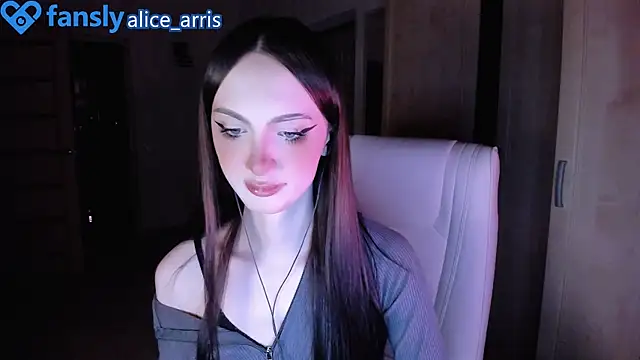 Alice  Aris online show from 11-04-25, 03:27