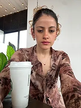 alana15 online show from 11-30-25, 06:30