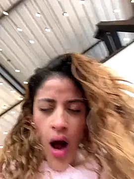 alana15 online show from 10-28-25, 09:36