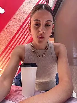 alana15 online show from 05-09-26, 06:55
