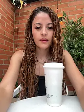 alana15 online show from 06-01-26, 09:25