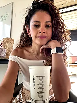 alana15 online show from 11-01-25, 09:41