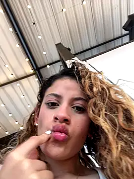 alana15 online show from 11-07-25, 09:52