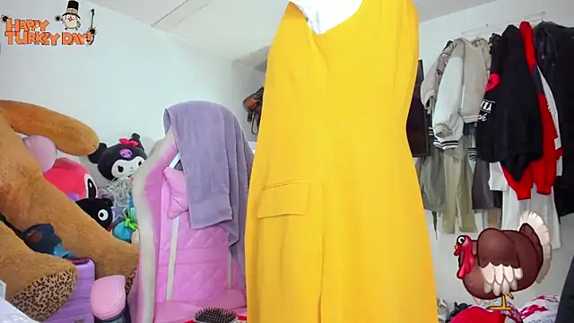 Snapshot of Lawrncesofiets chatting on 11-21-25, 03:00 Lawrncesofiets online show from 11-21-25, 03:00