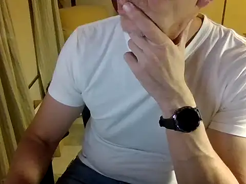 mariohurt101 online show from 11-25-25, 09:15