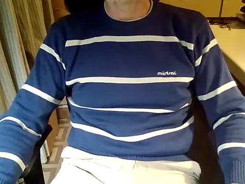 Snapshot of mariohurt101 chatting on 09-22-25, 09:21 mariohurt101 online show from 09-22-25, 09:21