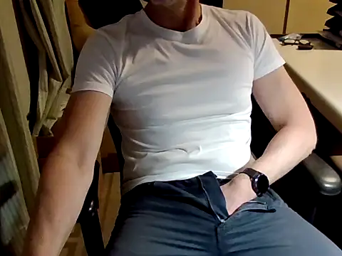 Snapshot of mariohurt101 chatting on 09-10-25, 09:25 mariohurt101 online show from 09-10-25, 09:25