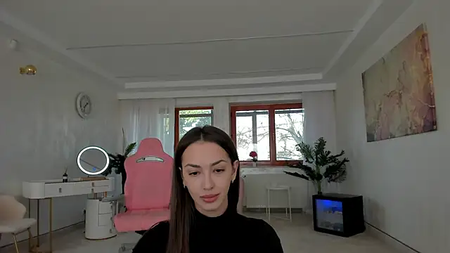 TiffanyHouston  online show from 02-14-25, 07:28