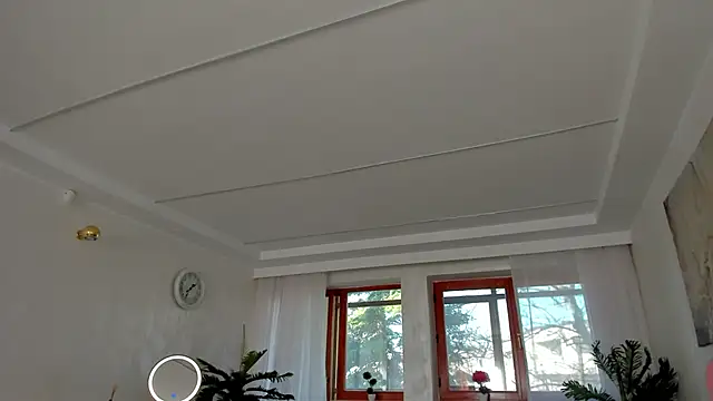 TiffanyHouston  online show from 03-07-25, 06:57