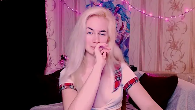 xxxcharismaaa online show from 06-10-26, 06:03