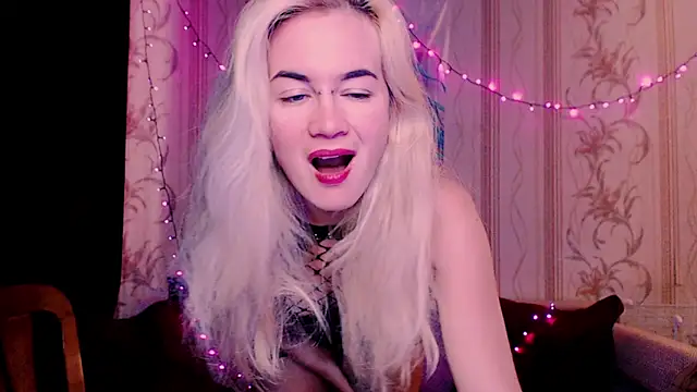 xxxcharismaaa online show from 07-07-26, 06:47