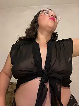 Vivi Kvsh online show from 04-11-26, 05:15