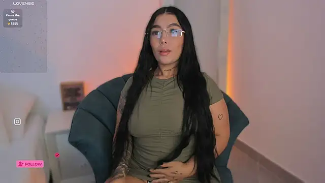 Snapshot of shantall_vidales_ chatting on 05-31-26, 10:32 shantall vidales online show from 05-31-26, 10:32
