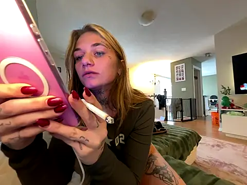 chloetease online show from 11-28-25, 05:35