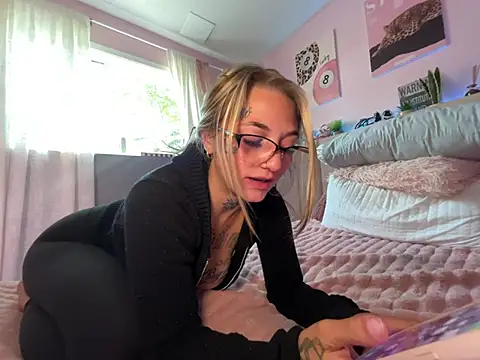 chloetease online show from 07-15-26, 03:08