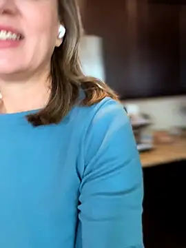 MaiseKnox online show from 03-29-26, 05:36