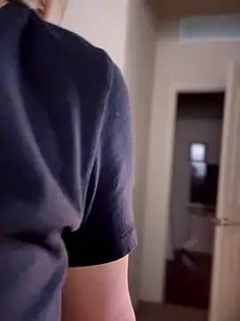 MaiseKnox online show from 03-28-26, 06:53