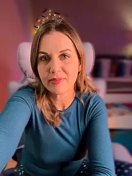 MaiseKnox online show from 01-06-26, 10:03