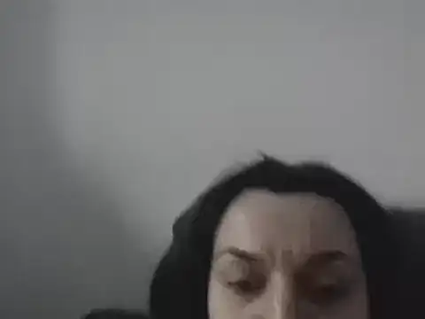 Snapshot of FallenDevil chatting on 12-27-24, 01:28 FallenDevil online show from 12-27-24, 01:28