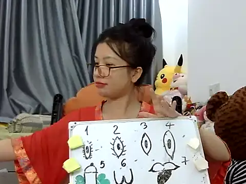 Snapshot of Cute_Ruby01 chatting on 03-01-25, 03:27 Cute Ruby01 online show from 03-01-25, 03:27